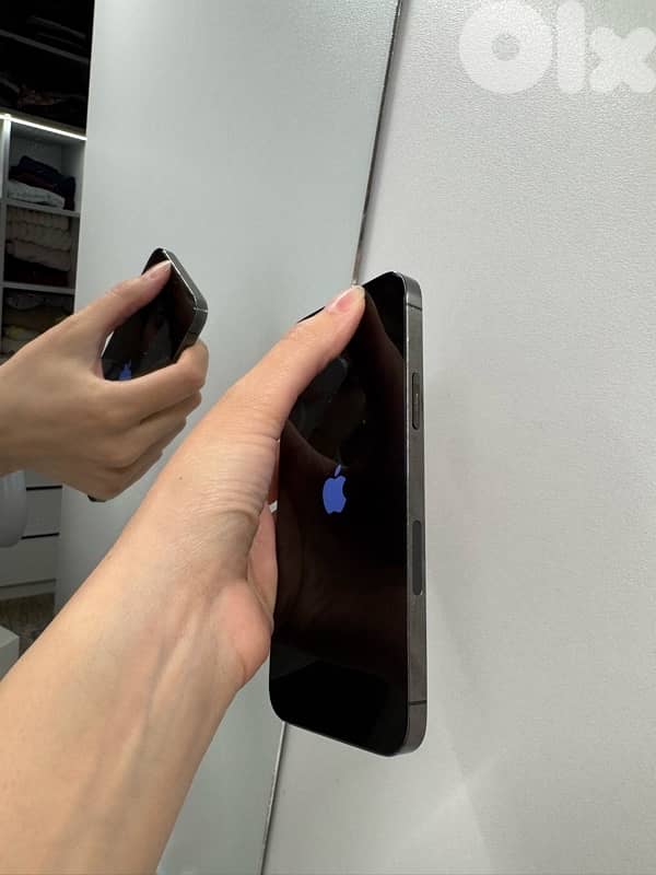 IPhone 12 pro used 128 G 1