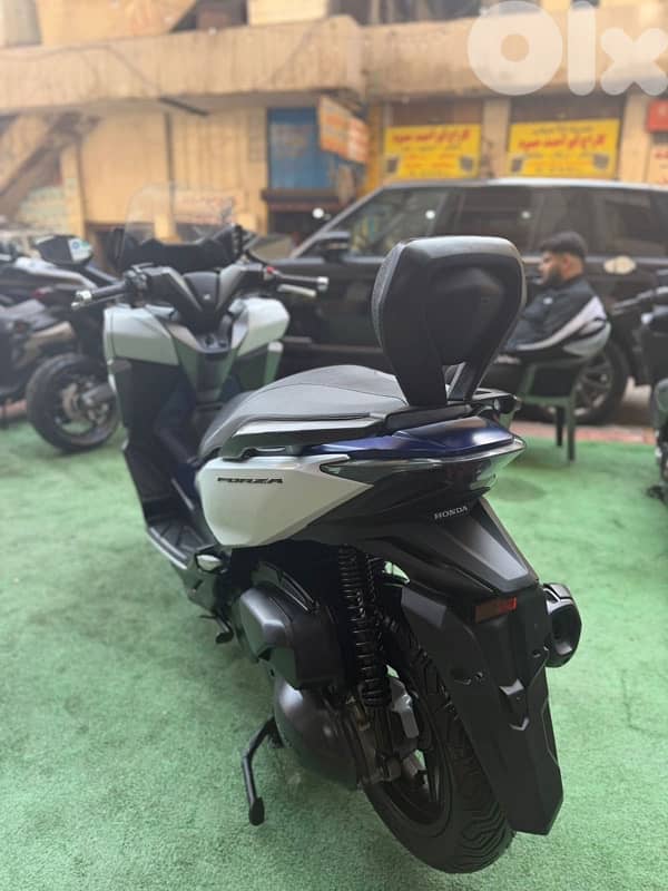 honda New Forza 300 cc 2