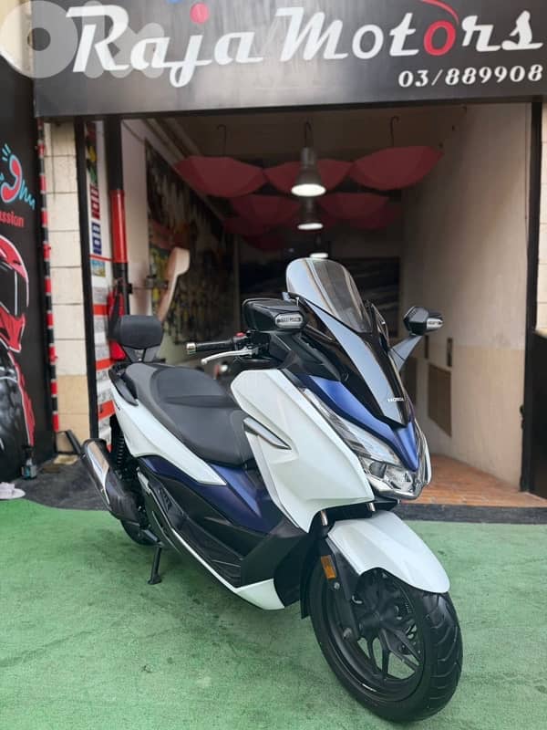 honda New Forza 300 cc 5