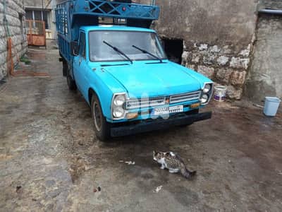 نيسان أخرى 1981