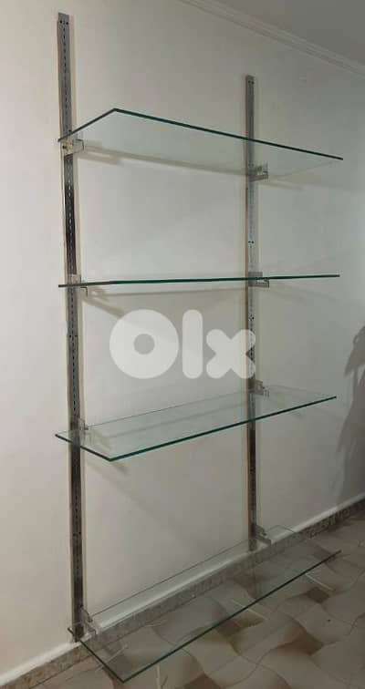 رفوف زجاج مع سكك واكسسوار Laminated glass shelves