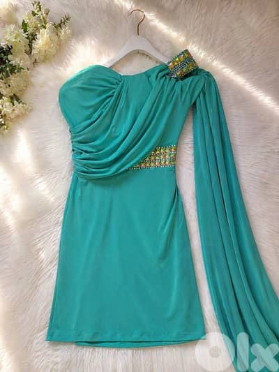 Elegant Turquoise Evening Dress – Chic & Unique