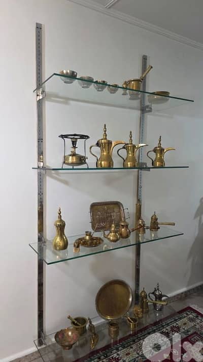 رفوف زجاج مع سكك واكسسوار Laminated glass shelves