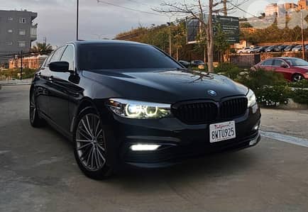 BMW 5-Series 2018 530 X Drive Clean Carfax