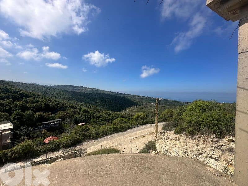 Land for Sale in Berbara 890m² with a 300m² building ONLY for 280K 3