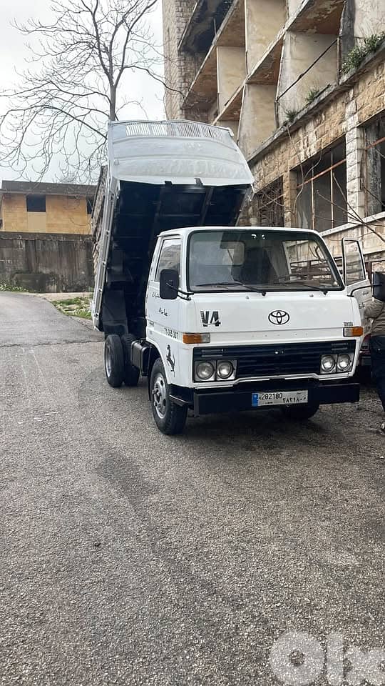 Toyota 1984 4