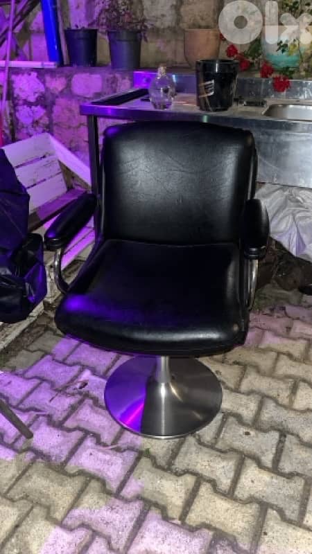 vintage 80’s leather chairs 1