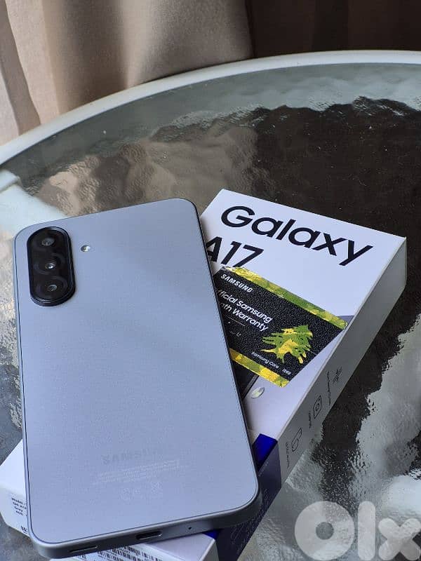 Samsung A17 8GB RAM 128GB 3
