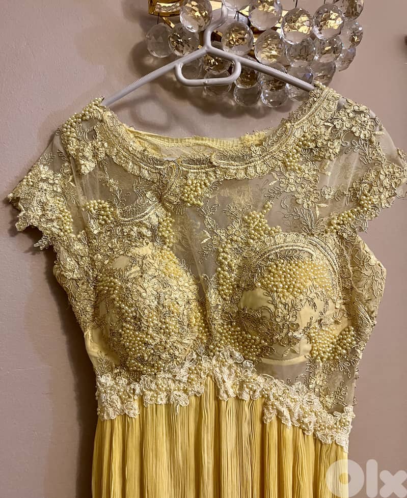 Yellow Lace Bodice Dress (faded hem) 1