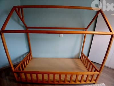 Montessori Bed and Sleep Comfort Mattress