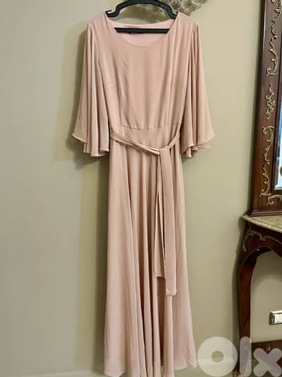 Blush Pink Flowy Dress with belt.