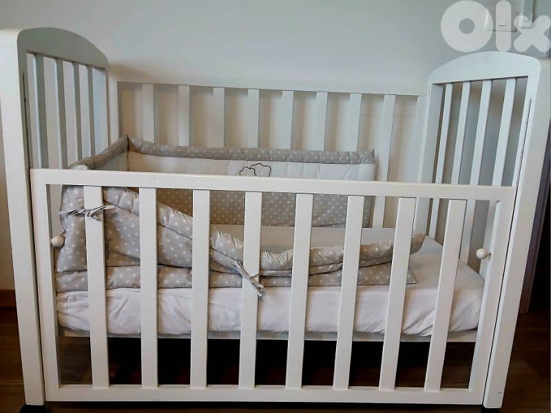 Baby Crib wood 2