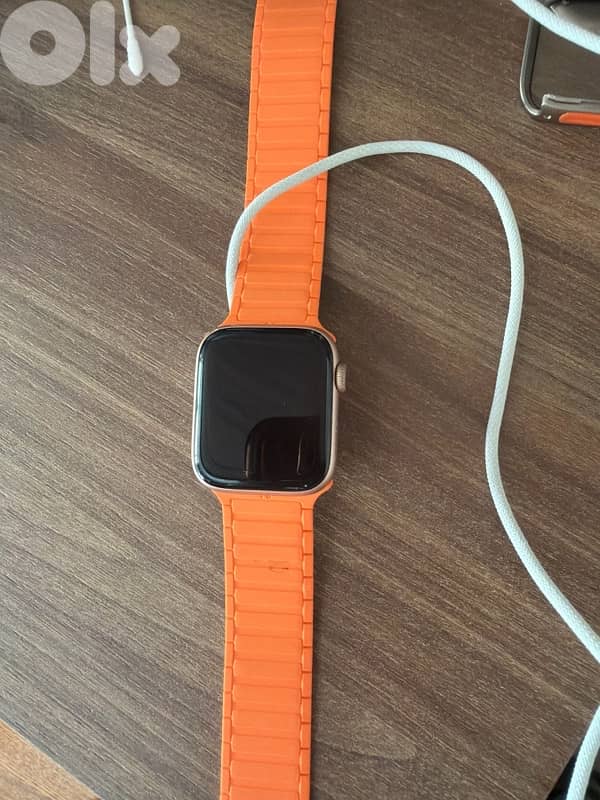 apple watch serie 5 used in good condition 1