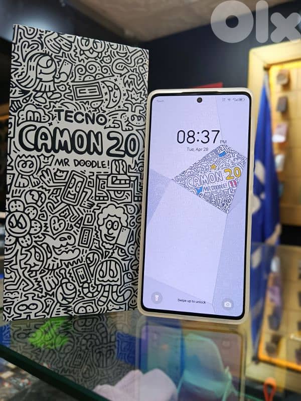 tecno camon 20 premier Mr. Doodle edition 4