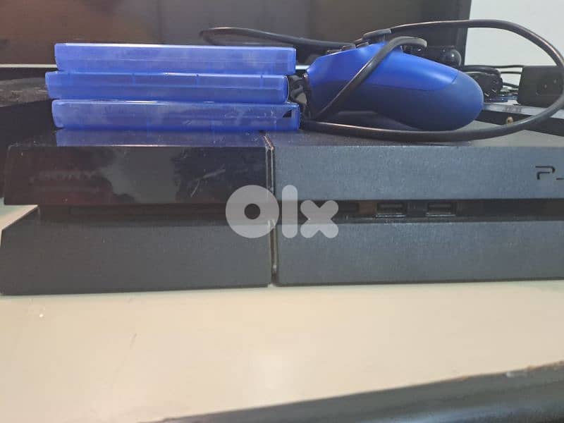 ps4 fat + 1 controller + 3 cds fully working no issues 1