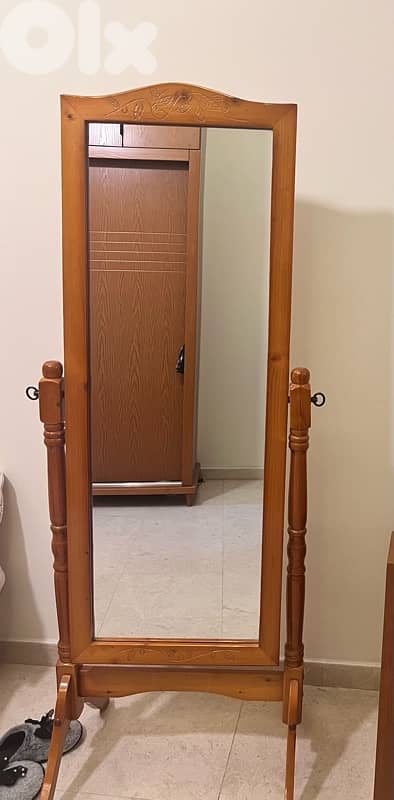 غرفة نوم  جديدة (مستعملة شهرين )