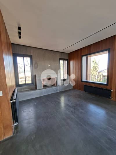 Villa For Sale in Zaarour- فيلا للبيع في زعرور