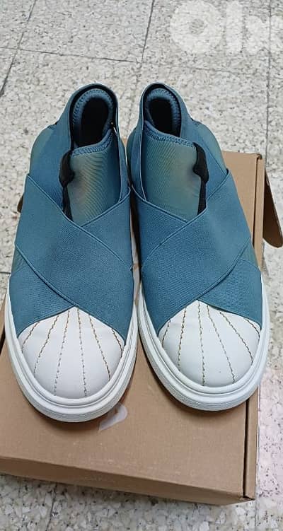 Used Shoes Size 40-41 Like New [Delivery in beirut]