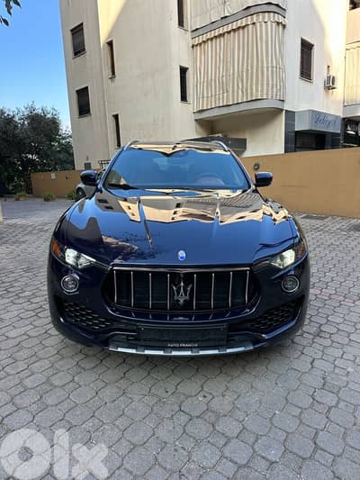 Maserati Levante S Q4 Gransport 2017 dark blue on basket-clean carfax