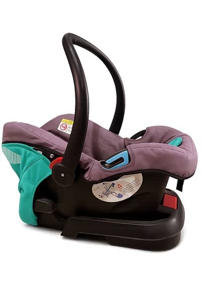car seats like newكار سيت شبه جديدة من اول ما يخلق الطفل لغاية ما يمش,