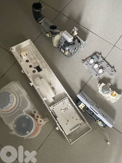whirlpool ADP 4738 spare parts