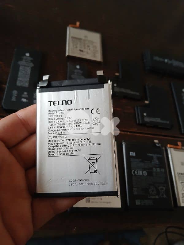 Samsung & iPhone & tecno 8