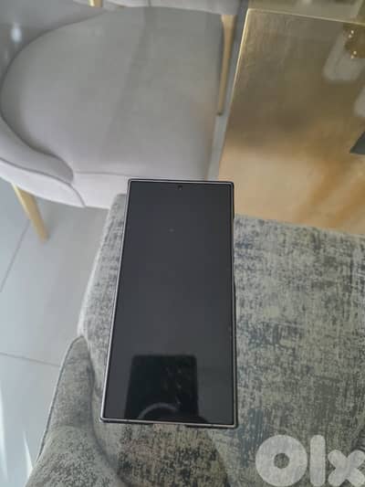 Samsung S24 Ultra with Pitaka cover
