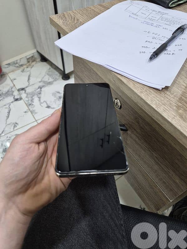 Tecno spark 20 pro 8/256 3