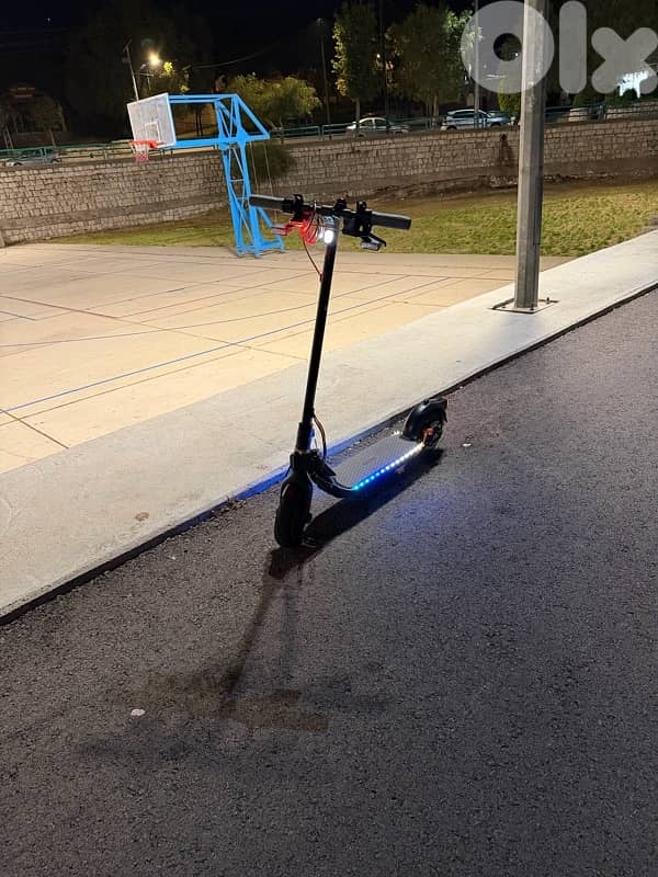 Electric scooter Ninebot fi40 4