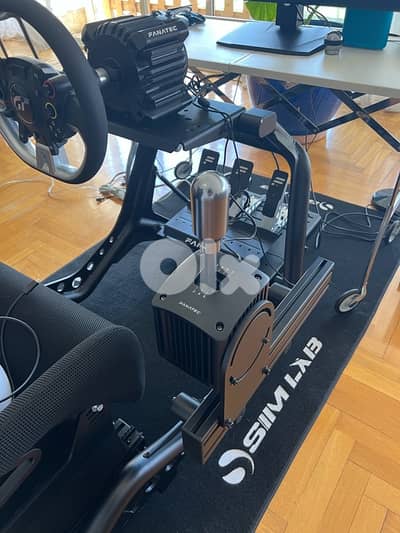 driving rig fanatec