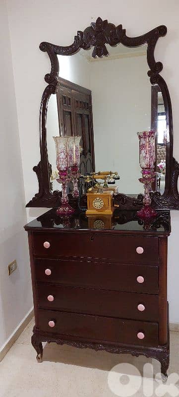 Chiffonier