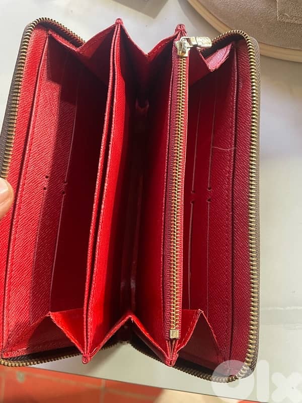 Louis Vuitton 2
