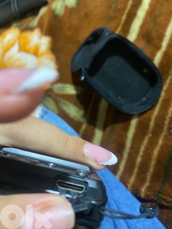 old camera without charger 2