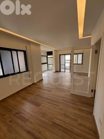 Apartment For Sale in Ain El Tineh شقة للبيع في عين التينة