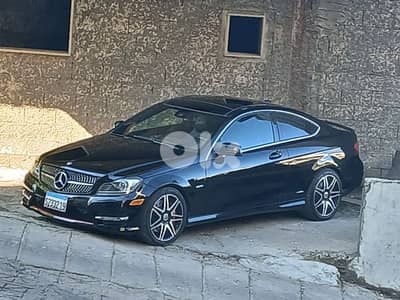 Mercedes-Benz c250 cupe 2013 Red Line