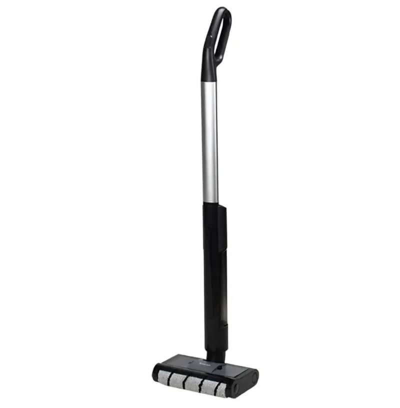SilverCrest SHBRA 40 A1vacuum and wash hard floors at the same time. 2