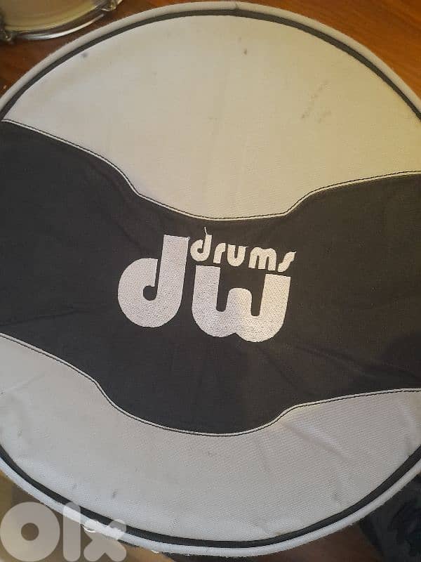 DW collector series snare 3