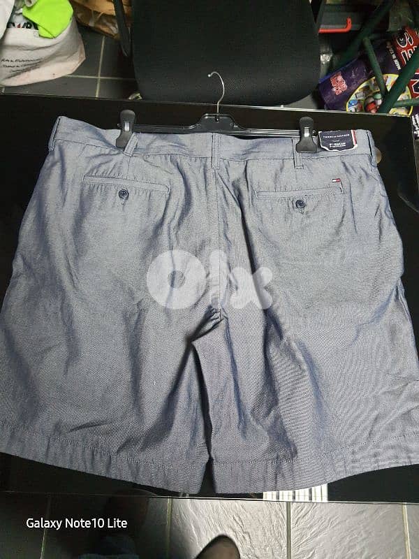 TOMMY HILFIGER ORIGINAL SHORT  SIZE W42 4