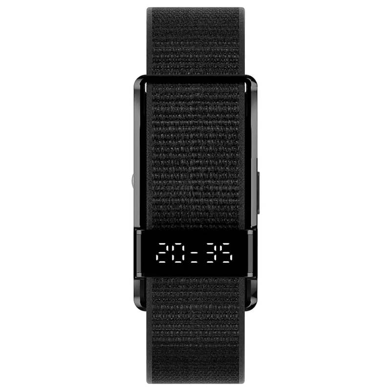 Porodo Trackfit Pro Smart Bracelet Fitness Tracker with Display App 1