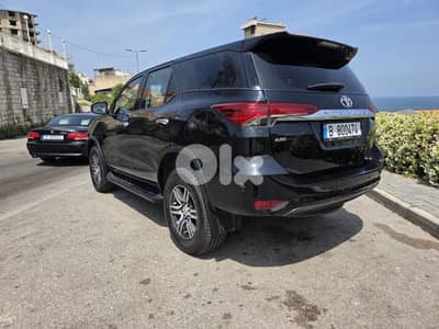 Toyota Fortuner 2020