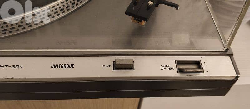 TURNTABLE HITACHI HT-354 direct drive 4