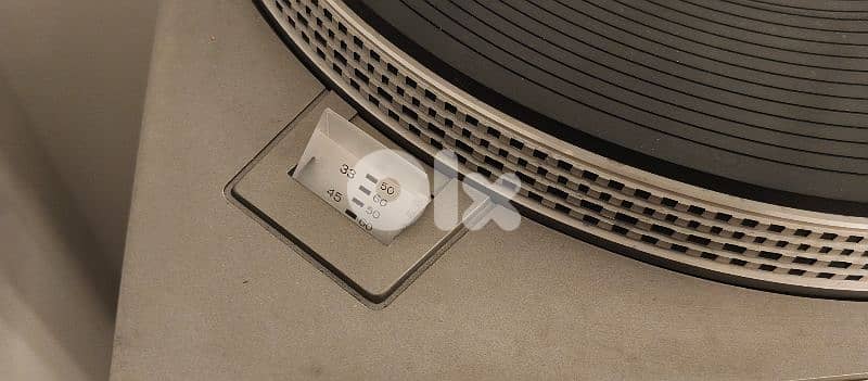 TURNTABLE HITACHI HT-354 direct drive 8