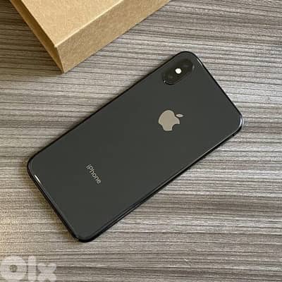 iphone x /64gb/with cover,protection and charger