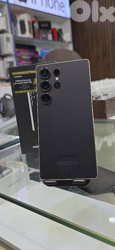 Samsung s25 ultra  1000 gb 12 ram like new with box