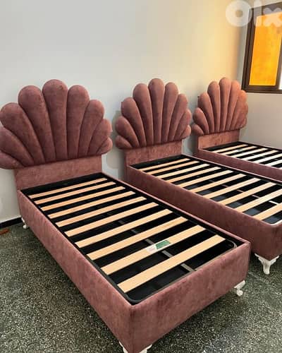 New Modern Single beds with Bank High Quality