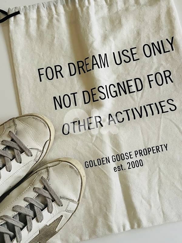 Golden Goose Deluxe Brand 3
