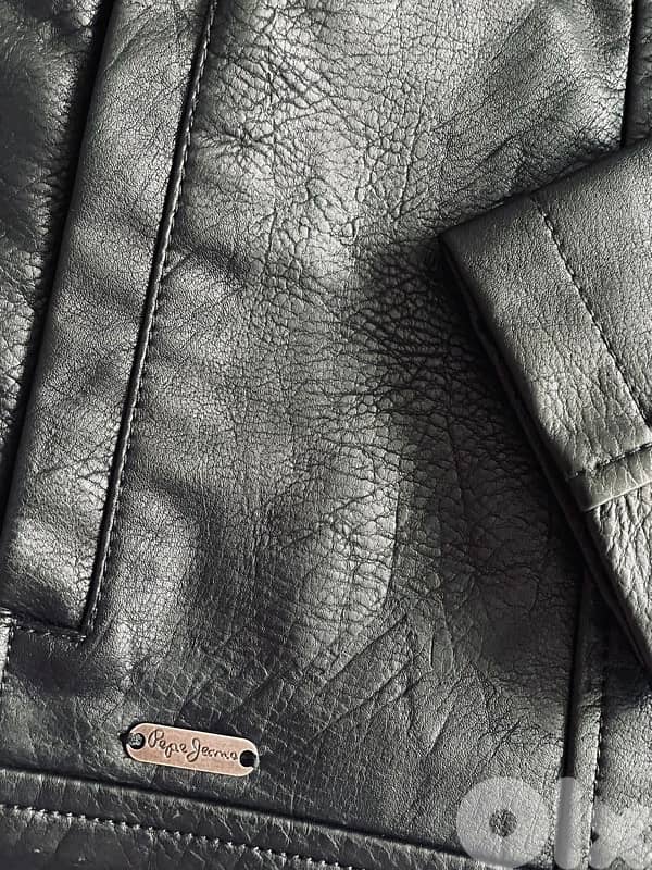 black leather jacket 1