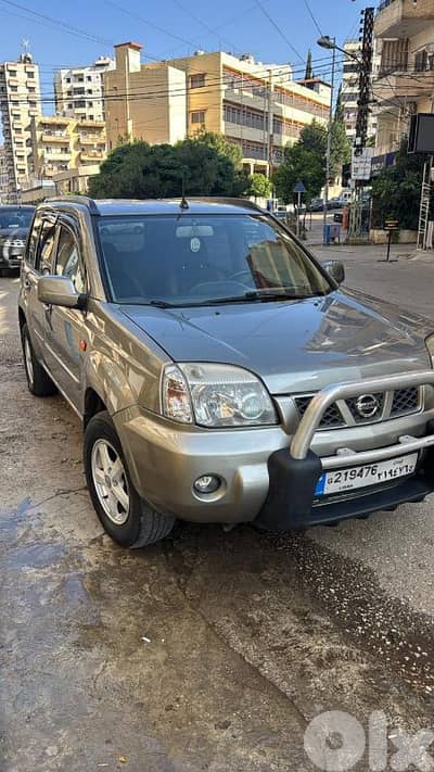 Nissan x trail
