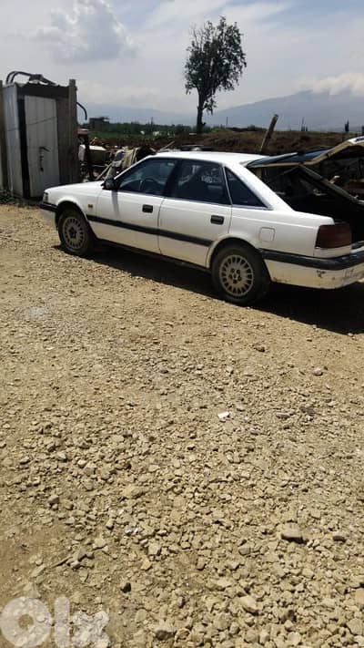 مازدا 626 1988