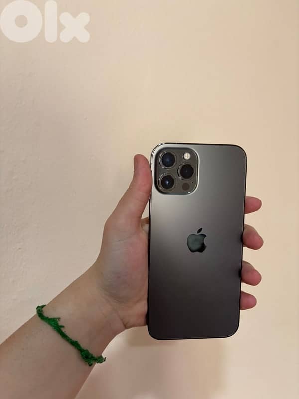 iphone 12 pro max 1